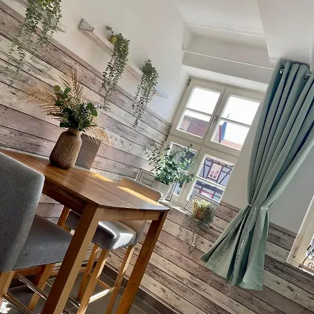 Homelikestay: - - Wlan - Bestlage - Liebevolle Einrichtung Lägenhet