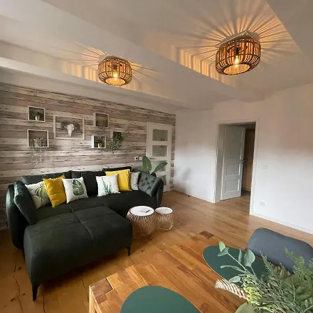 Apartment Homelikestay: - - Wlan - Bestlage - Liebevolle Einrichtung