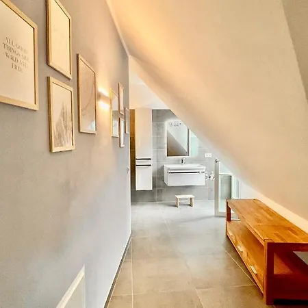 Homelikestay: - - Wlan - Bestlage - Liebevolle Einrichtung Apartment